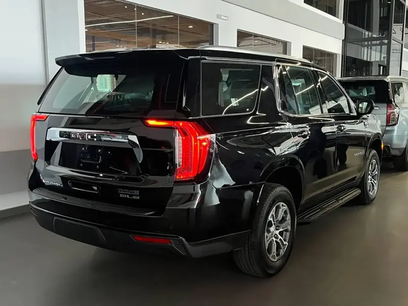 Discover undefined undefined Exterior Interior Images.Find all aspects and details of cars.