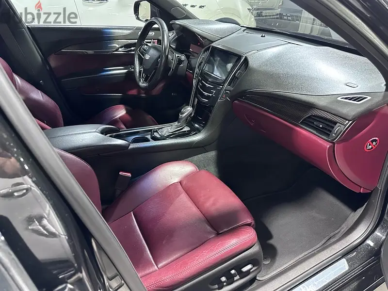 كاديلاك ATS 2015