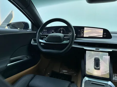 Discover undefined undefined Exterior Interior Images.Find all aspects and details of cars.