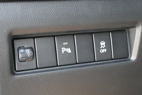 New Suzuki Swift 1.2L GLX 2024