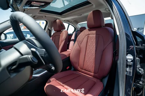 New BMW 3 Series Sedan 320i 2024