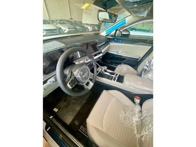 KIA K5 2025