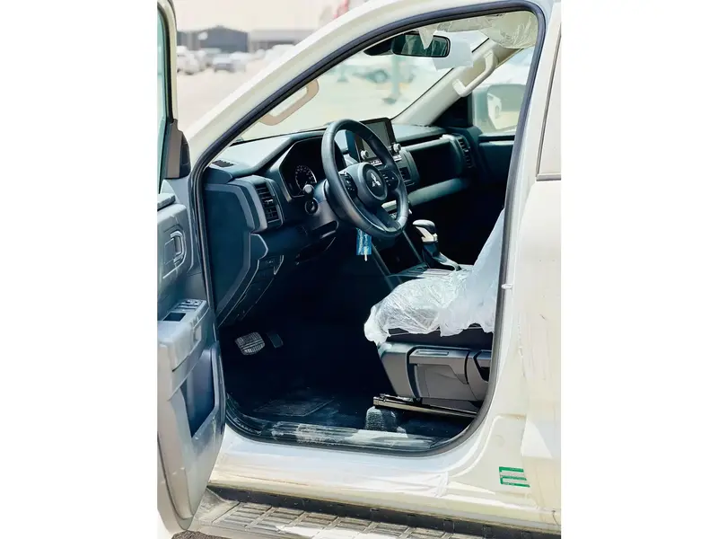 Mitsubishi L200 2024