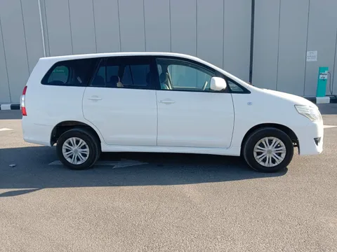Toyota Innova 2013