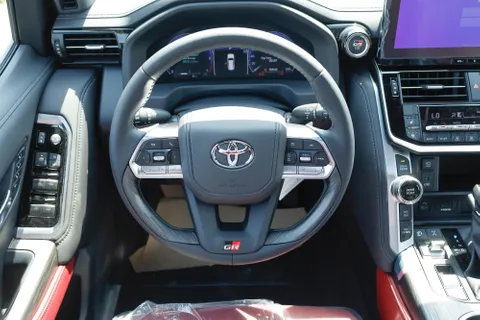 New Toyota Land Cruiser 3.5T GR-Sport 2025