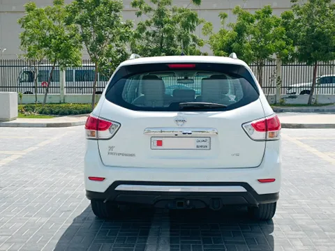 Discover undefined undefined Exterior Interior Images.Find all aspects and details of cars.