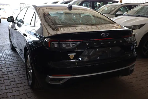 Discover undefined undefined Exterior Interior Images.Find all aspects and details of cars.