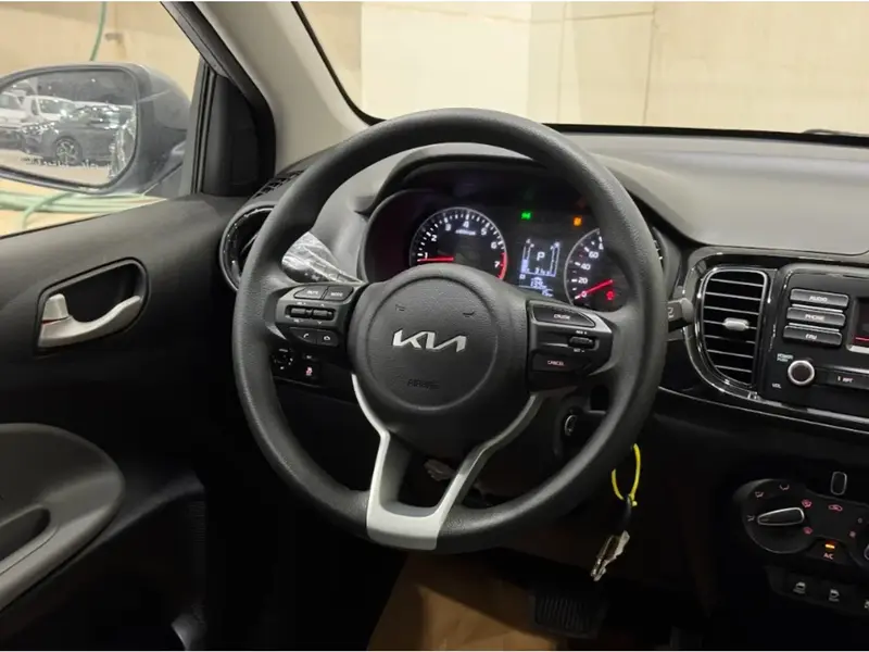 KIA Pegas 2025