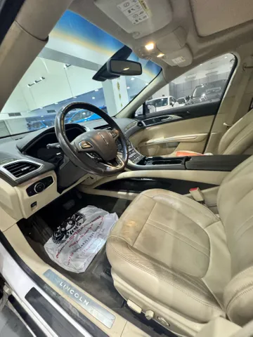 Discover undefined undefined Exterior Interior Images.Find all aspects and details of cars.