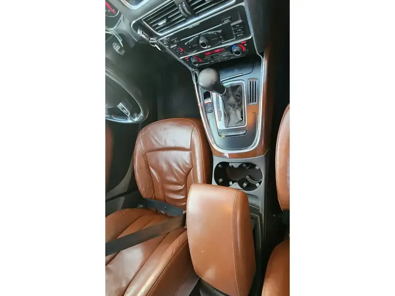 Discover undefined undefined Exterior Interior Images.Find all aspects and details of cars.