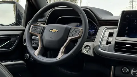 Discover undefined undefined Exterior Interior Images.Find all aspects and details of cars.