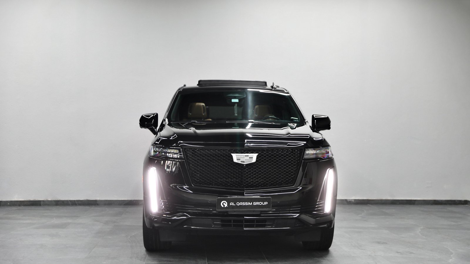 Discover undefined undefined Exterior Interior Images.Find all aspects and details of cars.