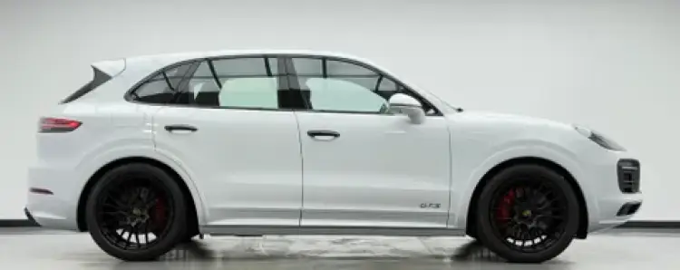 porsche cayenne image Porsche Cayenne GTS 2021