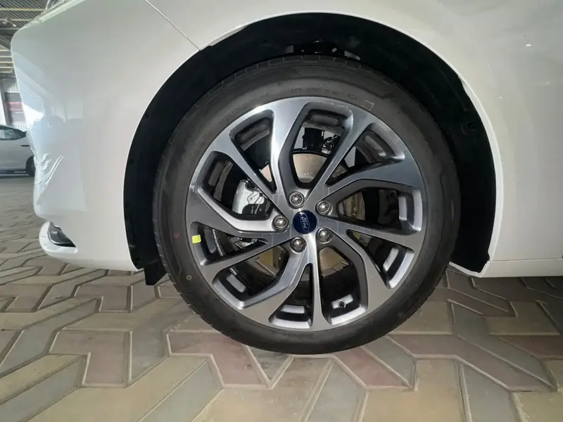 Ford Taurus 2025