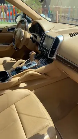 Porsche Cayenne Base 2013