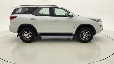 Toyota Fortuner 2023