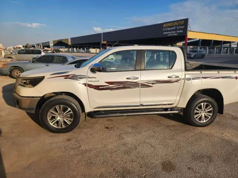 Toyota Hilux 2021