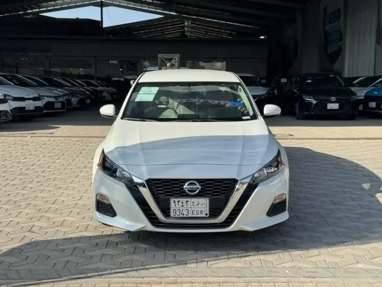 nissan nissan-altima image Nissan Altima 2022