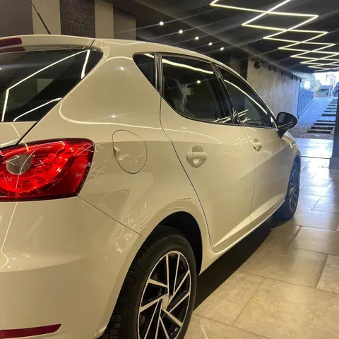 Discover undefined undefined Exterior Interior Images.Find all aspects and details of cars.