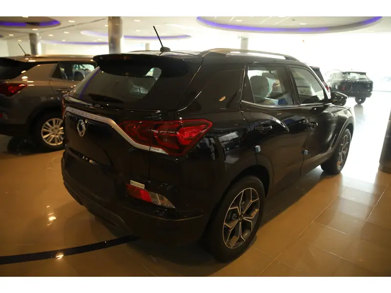 Discover undefined undefined Exterior Interior Images.Find all aspects and details of cars.