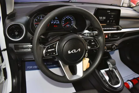Kia Cerato 1.6L LX 2022