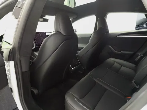 Discover undefined undefined Exterior Interior Images.Find all aspects and details of cars.