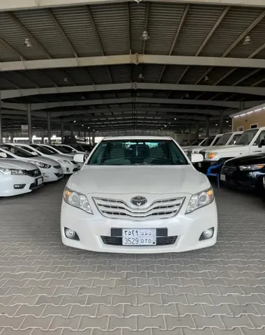 Discover undefined undefined Exterior Interior Images.Find all aspects and details of cars.
