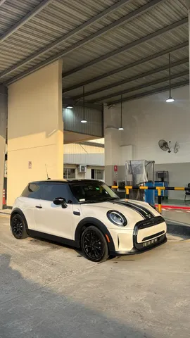 Mini Cooper Turbo 2023