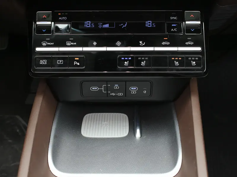 Hyundai Azera 2025