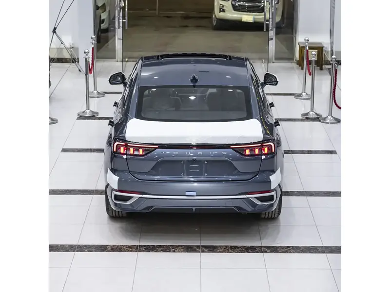 Ford Taurus 2025