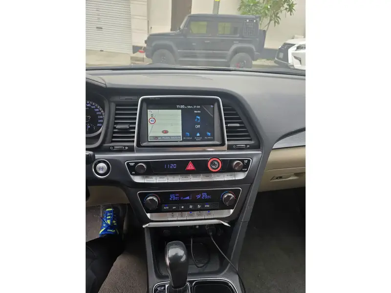 Discover undefined undefined Exterior Interior Images.Find all aspects and details of cars.