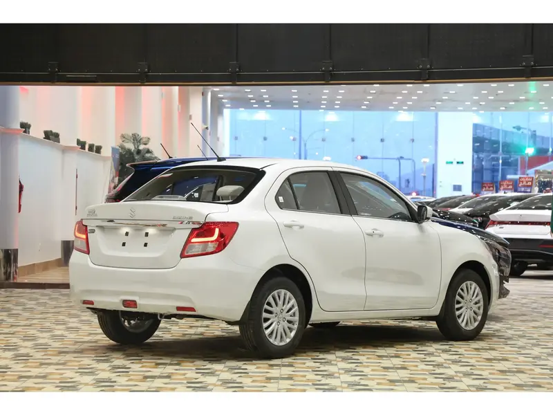 Discover undefined undefined Exterior Interior Images.Find all aspects and details of cars.