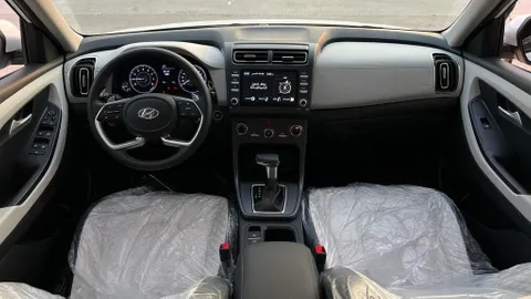 Discover undefined undefined Exterior Interior Images.Find all aspects and details of cars.