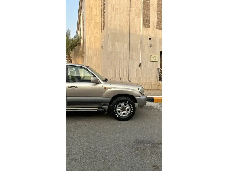 Toyota Land Cruiser Wagon 2003