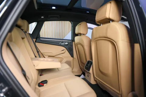 New Porsche Macan 2024