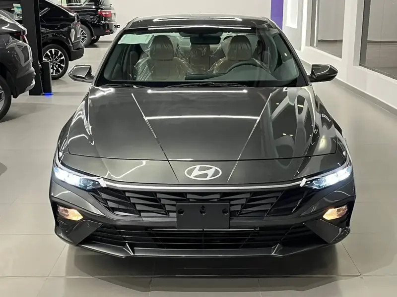Hyundai Elantra 2025