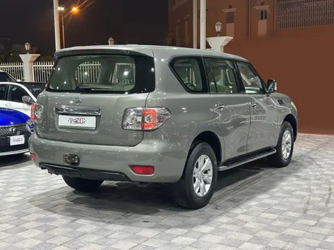 Nissan Patrol 4.0L SE (Full Option) 2012