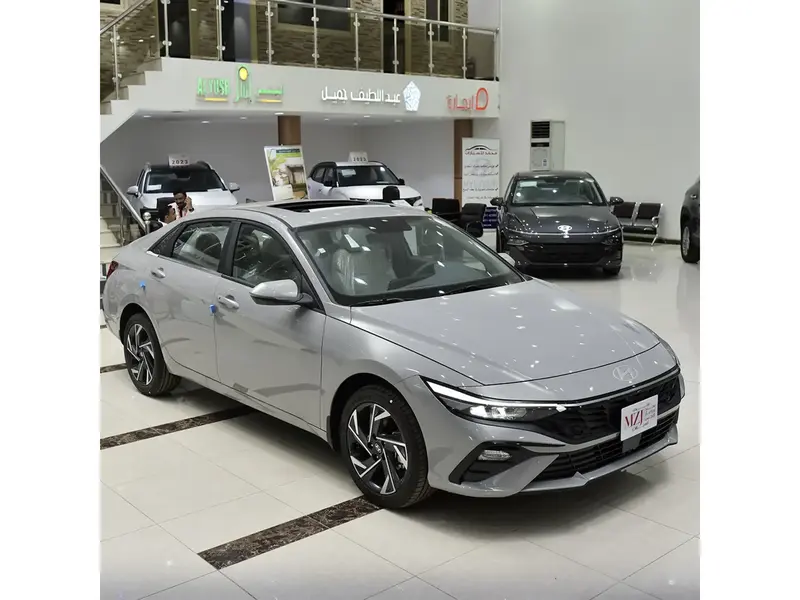 Hyundai Elantra 2025