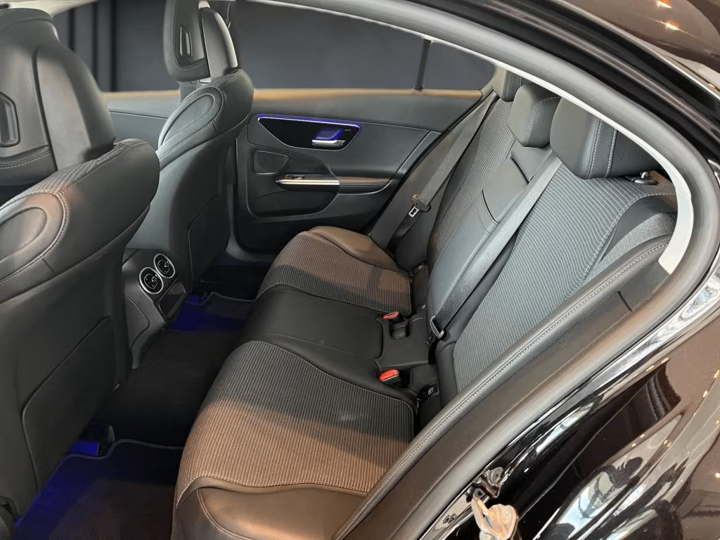 مرسيدس بنز C Class 2023