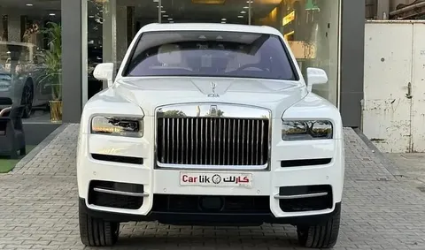 Discover undefined undefined Exterior Interior Images.Find all aspects and details of cars.