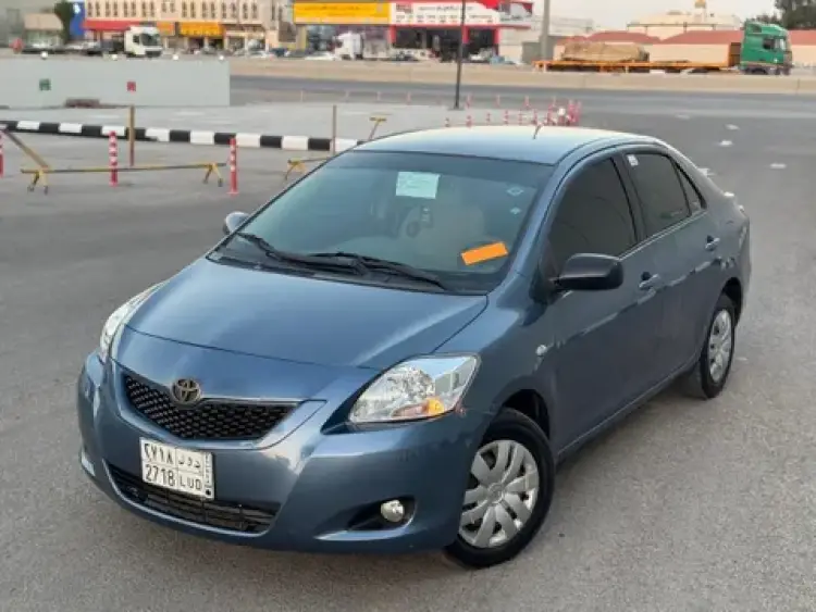 toyota toyota-yaris image Toyota Yaris 2011