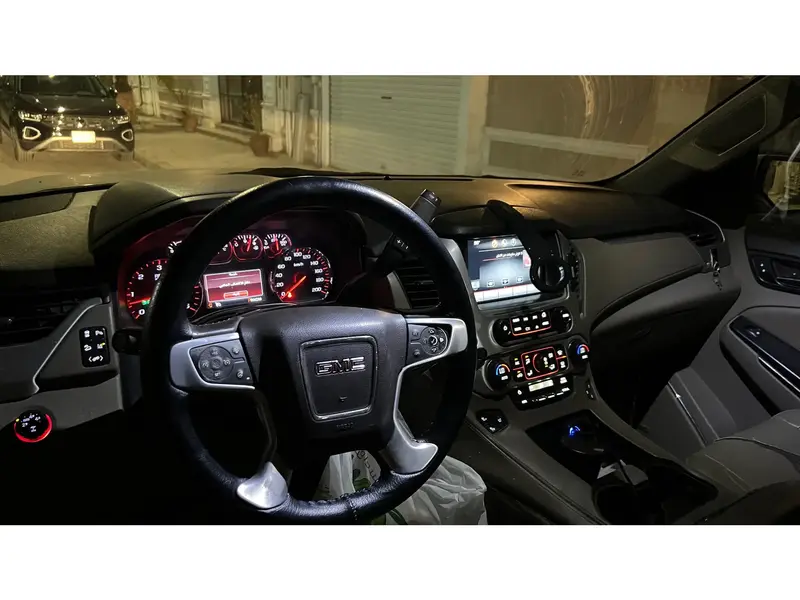 Discover undefined undefined Exterior Interior Images.Find all aspects and details of cars.
