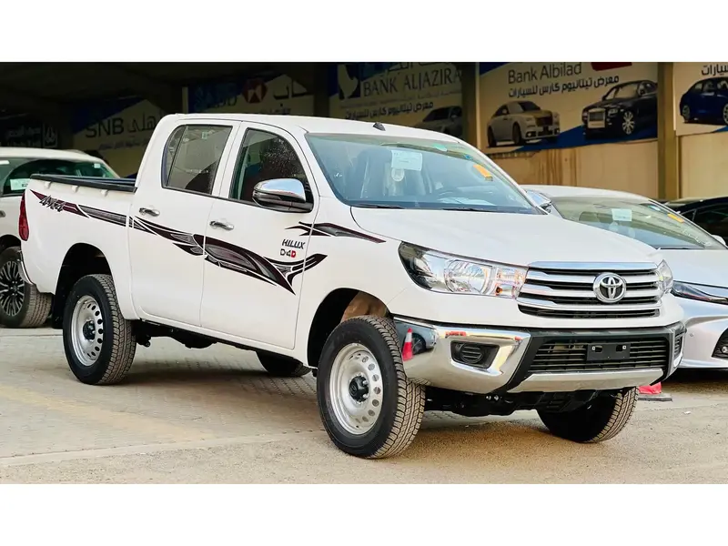 Discover undefined undefined Exterior Interior Images.Find all aspects and details of cars.