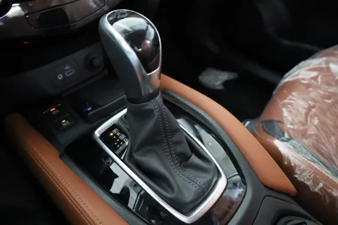 New Nissan X-Trail 2.5 SL 4WD 7-Seater 2022