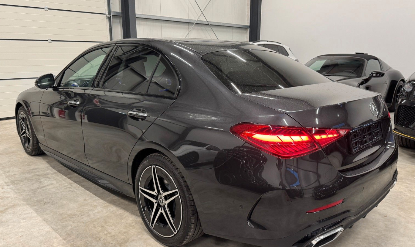 مرسيدس بنز C Class 2025
