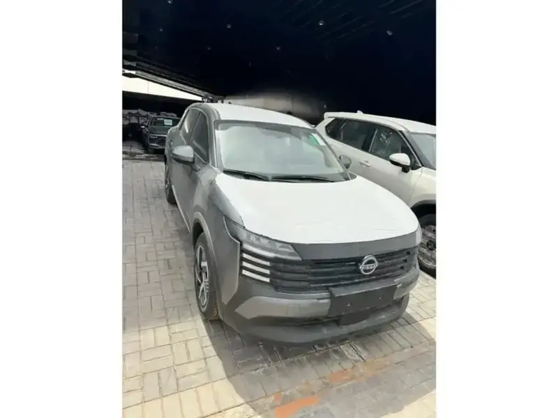 Discover undefined undefined Exterior Interior Images.Find all aspects and details of cars.