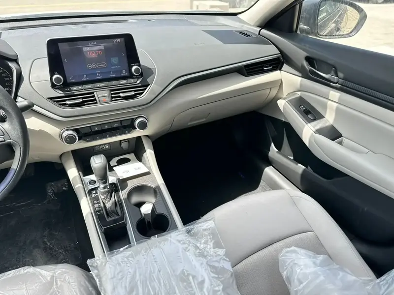 Nissan Altima 2024