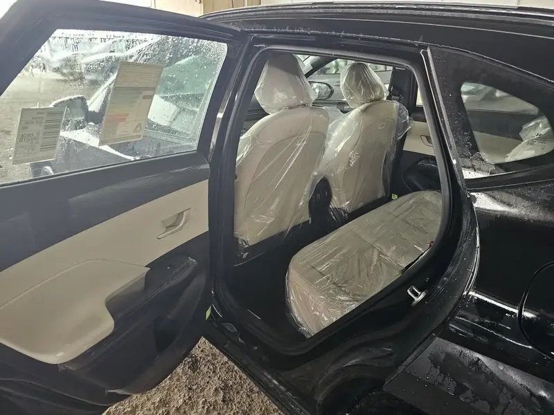 Discover undefined undefined Exterior Interior Images.Find all aspects and details of cars.