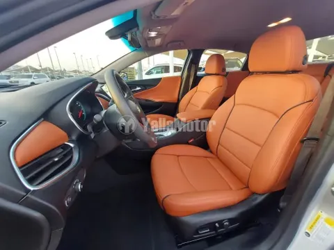 Discover undefined undefined Exterior Interior Images.Find all aspects and details of cars.