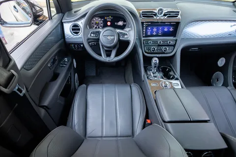 Bentley Bentayga 2023